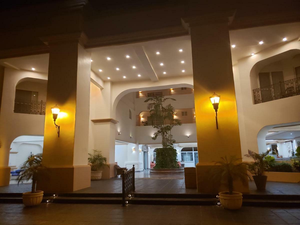 Costa Bonita Beach & Resort 马萨特兰 外观 照片